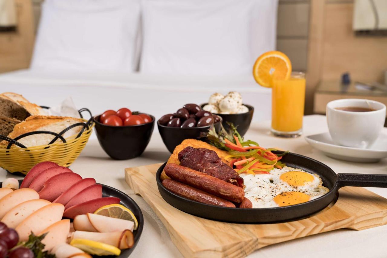 Sas Residence & Hotel, Dhahran - Formerly Radisson Blu อัลโคห์บาร์ ภายนอก รูปภาพ