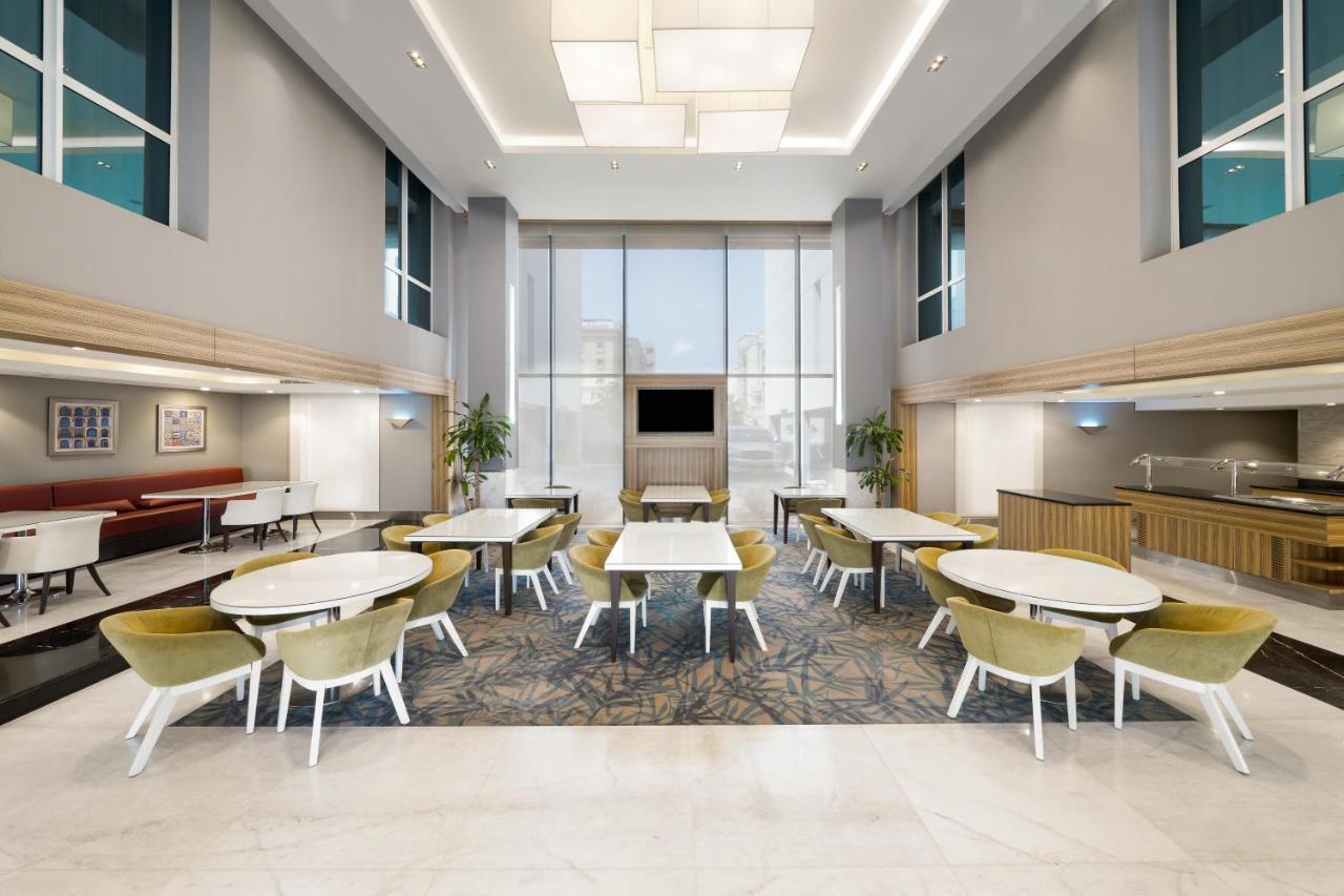 Sas Residence & Hotel, Dhahran - Formerly Radisson Blu อัลโคห์บาร์ ภายนอก รูปภาพ